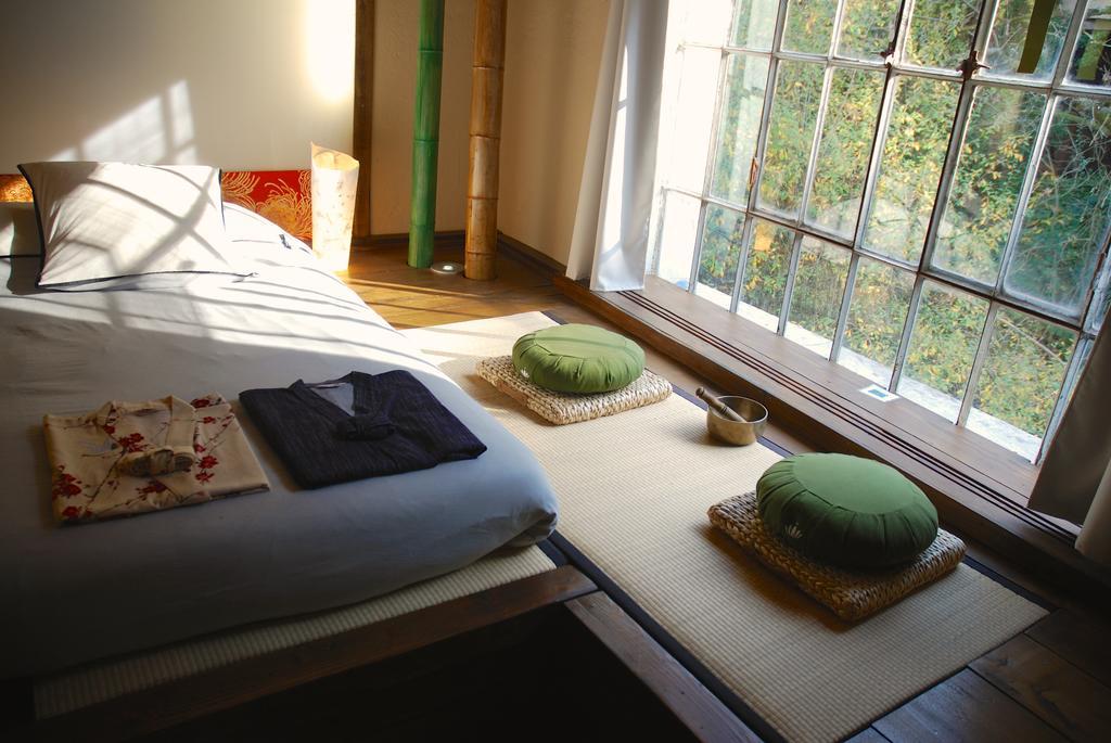 Minshuku Chambres D'Hotes Japonaises Thiers Ruang foto